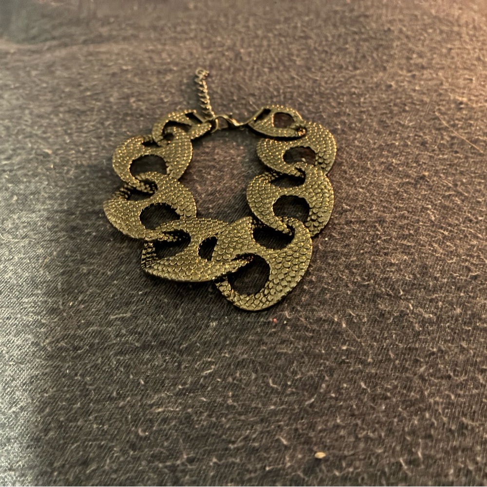 Dark Silver Metalic Textured Bracelet
